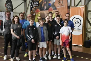 Brzeszcze zagrzmiały lotką - ICO Crossminton Brzeszcze Open i medale ludzi z Skawiny