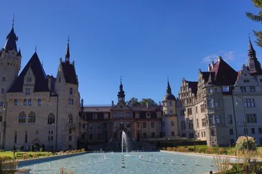 Moszna, Prudnik i ślady wielkich fortun - CKiS wraca na Opolszczyznę