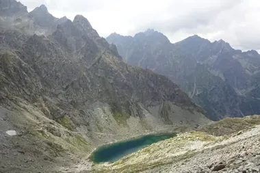 Tatry Wysokie z Popradzkiego Stawu na Przełęcz pod Osterwą