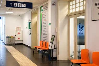 Nowy punkt pracy ruszył na dworcu. Młodzi dostali wsparcie pod jednym dachem